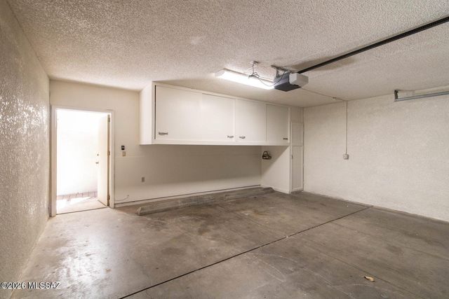 6777 E Dorado Court, Tucson, AZ 85715