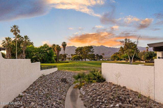 6777 E Dorado Court, Tucson, AZ 85715