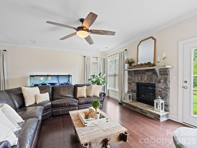 12610 Old Westbury Drive, Cornelius, NC 28031