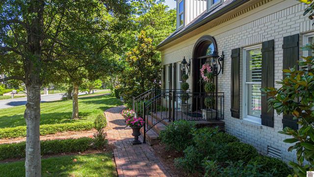 315 Troon, Paducah, KY 42001