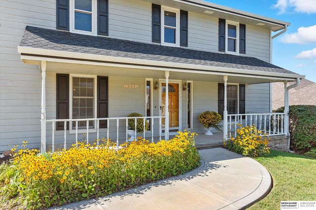 13441 Burdette Street, Omaha, NE 68164