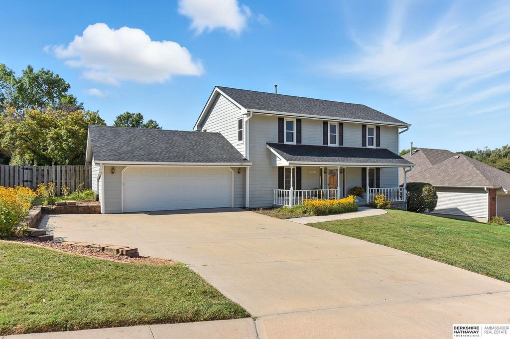 13441 Burdette Street, Omaha, NE 68164