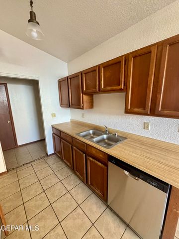 10828 QUARTZ Street, El Paso, TX 79924