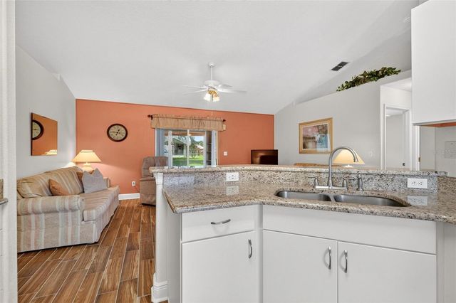 1025 GREEN RIDGE COURT, Minneola, FL 34715