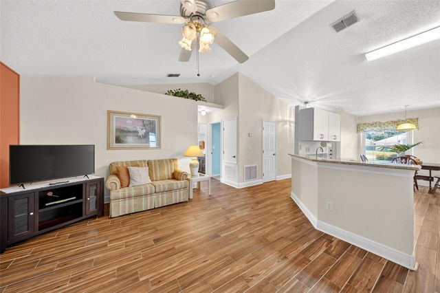1025 GREEN RIDGE COURT, Minneola, FL 34715