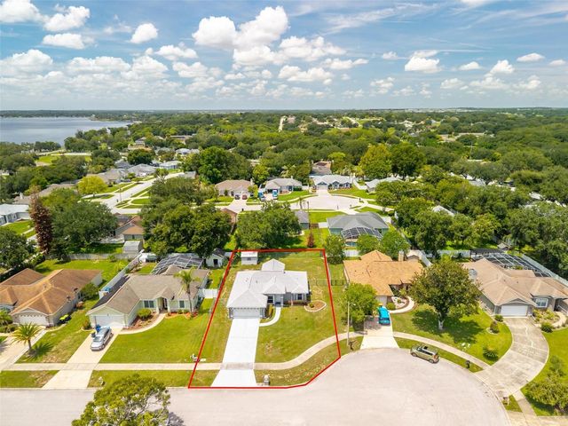 1025 GREEN RIDGE COURT, Minneola, FL 34715