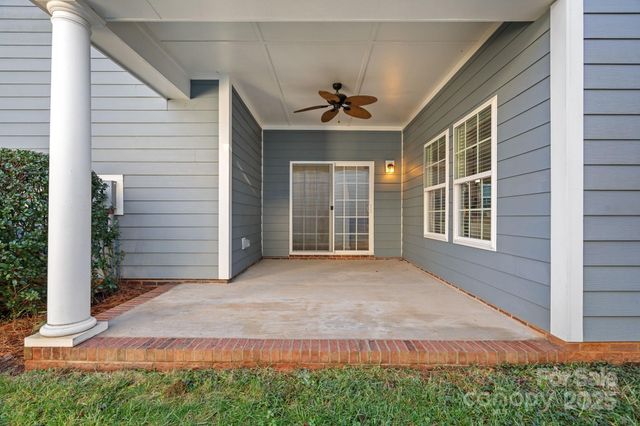 14136 Holly Springs Drive, Huntersville, NC 28078