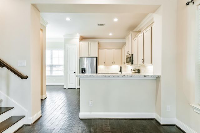 18721 Egret Oaks Lane, Webster, TX 77058