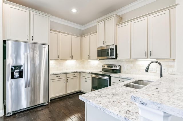 18721 Egret Oaks Lane, Webster, TX 77058