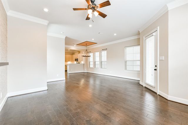 18721 Egret Oaks Lane, Webster, TX 77058