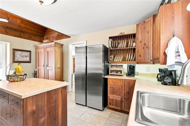1423 Enchanted Lake Drive NW, Conyers, GA 30012