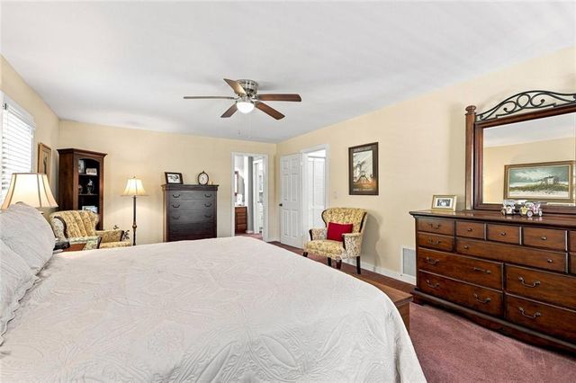 1423 Enchanted Lake Drive NW, Conyers, GA 30012