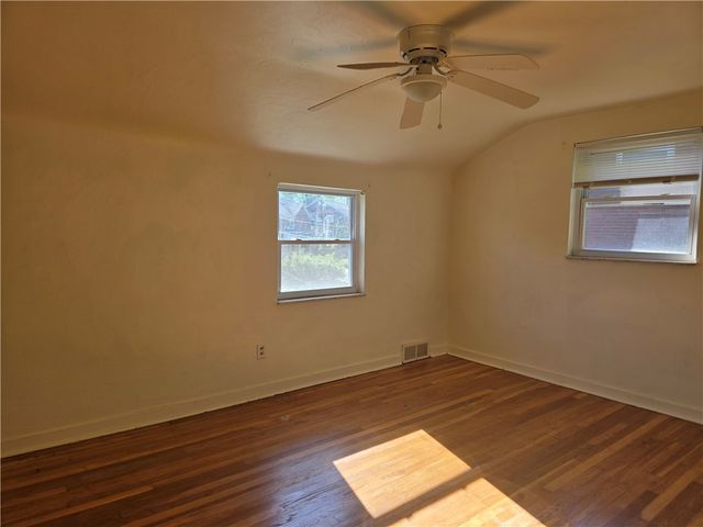 416 Jacobson Drive, Brentwood, PA 15227