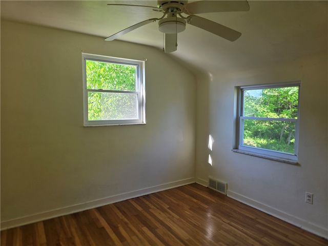 416 Jacobson Drive, Brentwood, PA 15227