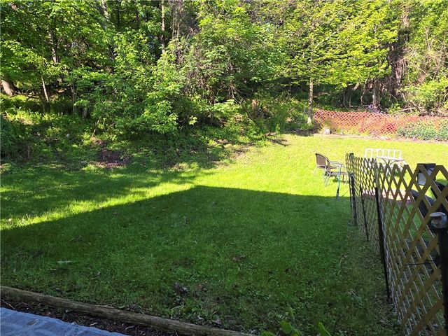 416 Jacobson Drive, Brentwood, PA 15227