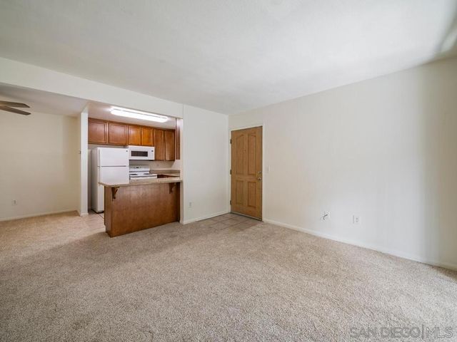 830 W Lincoln Ave 174, Escondido, CA 92026
