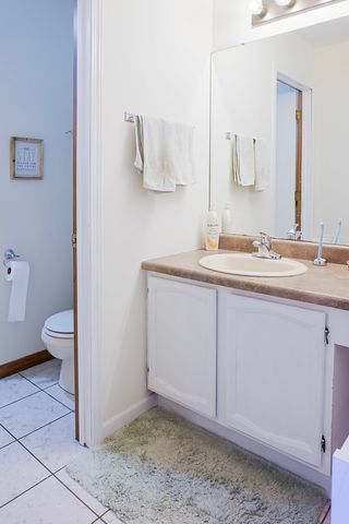 2590 Brookwood Drive, Crown Point, IN 46307