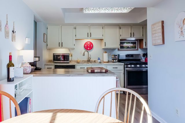 2590 Brookwood Drive, Crown Point, IN 46307