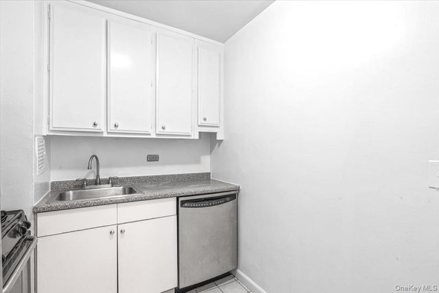 85-15 Main Street 12B, Briarwood, NY 11501