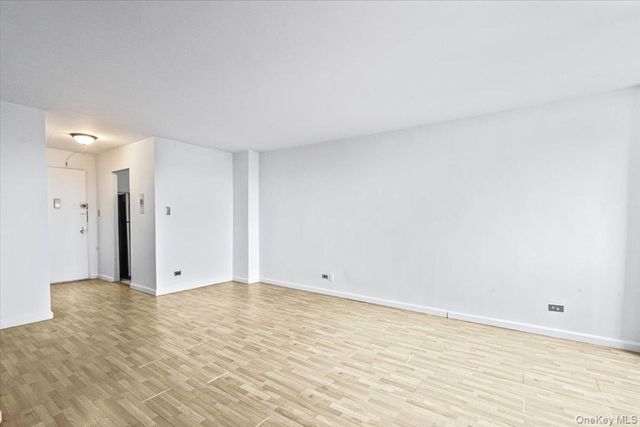 85-15 Main Street 12B, Briarwood, NY 11501