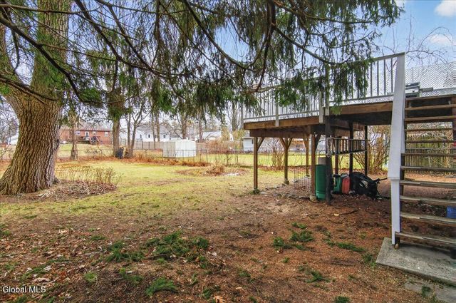 6 Stover Place, Colonie, NY 12205