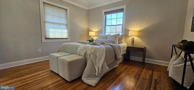 5806 N CHARLES ST, Baltimore, MD 21210
