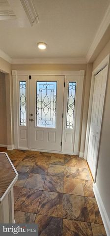 5806 N CHARLES ST, Baltimore, MD 21210