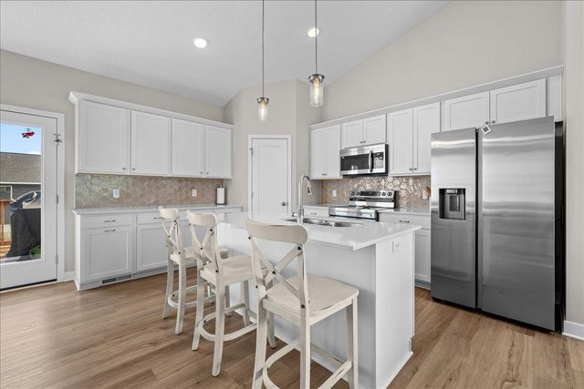 1238 Compton Avenue, River Falls, WI 54022