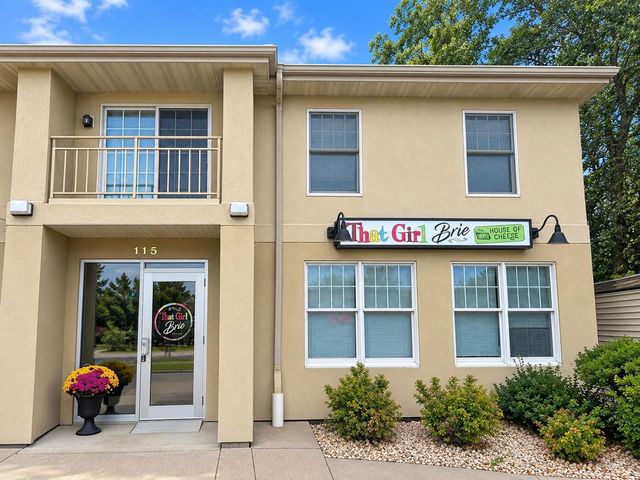 1238 Compton Avenue, River Falls, WI 54022