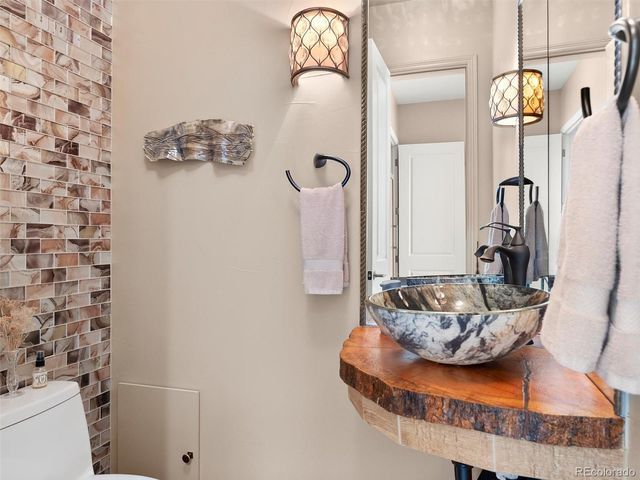 5980 S Race Court, Centennial, CO 80121