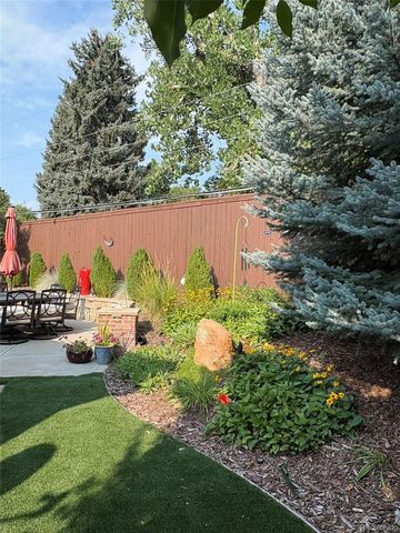 5980 S Race Court, Centennial, CO 80121