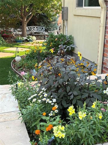 5980 S Race Court, Centennial, CO 80121