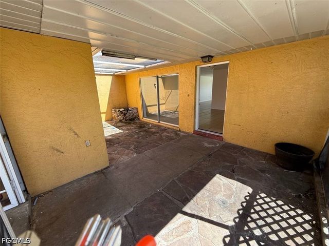 537 SE 6th PL B, Cape Coral, FL 33990