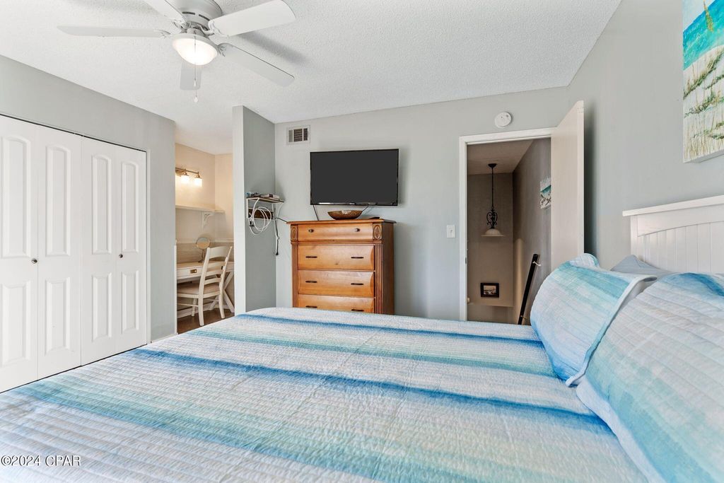 Image 14 of property listing at 17620 Front Beach Road T1, Panama City Beach, FL 32413