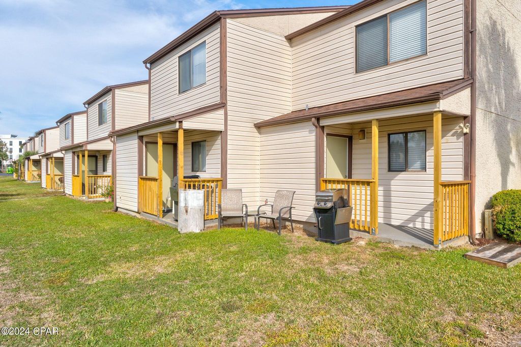 Image 25 of property listing at 17620 Front Beach Road T1, Panama City Beach, FL 32413