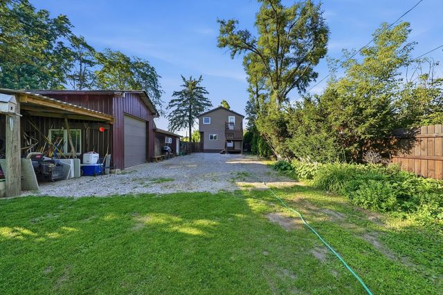 2007 34th Street, Zion, IL 60099