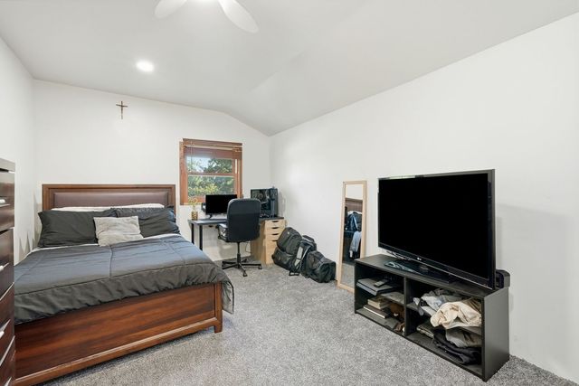 2007 34th Street, Zion, IL 60099