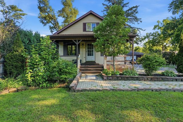 2007 34th Street, Zion, IL 60099