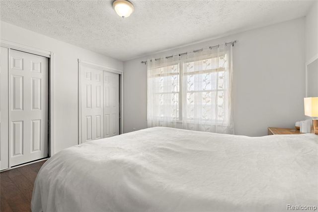 21670 Hancock Street, Farmington, MI 48336