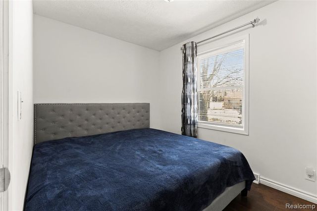 21670 Hancock Street, Farmington, MI 48336