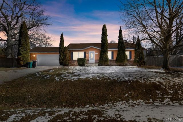 21670 Hancock Street, Farmington, MI 48336