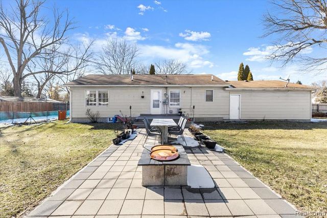 21670 Hancock Street, Farmington, MI 48336