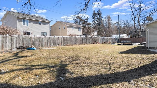 21670 Hancock Street, Farmington, MI 48336