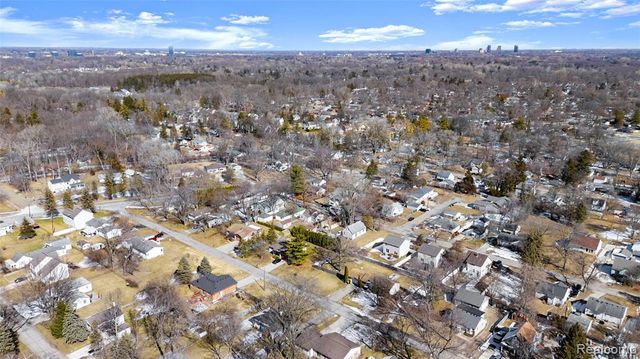 21670 Hancock Street, Farmington, MI 48336