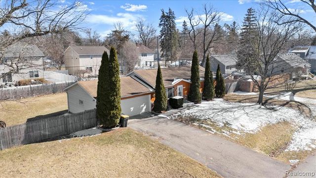 21670 Hancock Street, Farmington, MI 48336