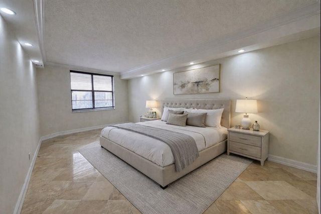 1985 S Ocean Drive 20A, Hallandale Beach, FL 33009