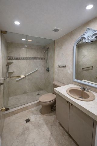 1985 S Ocean Drive 20A, Hallandale Beach, FL 33009