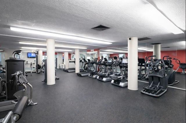 1985 S Ocean Drive 20A, Hallandale Beach, FL 33009