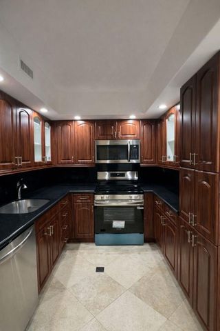 1985 S Ocean Drive 20A, Hallandale Beach, FL 33009