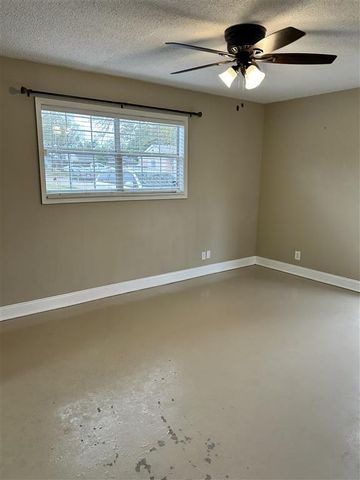 1910 Alvin Street, Lake Charles, LA 70601